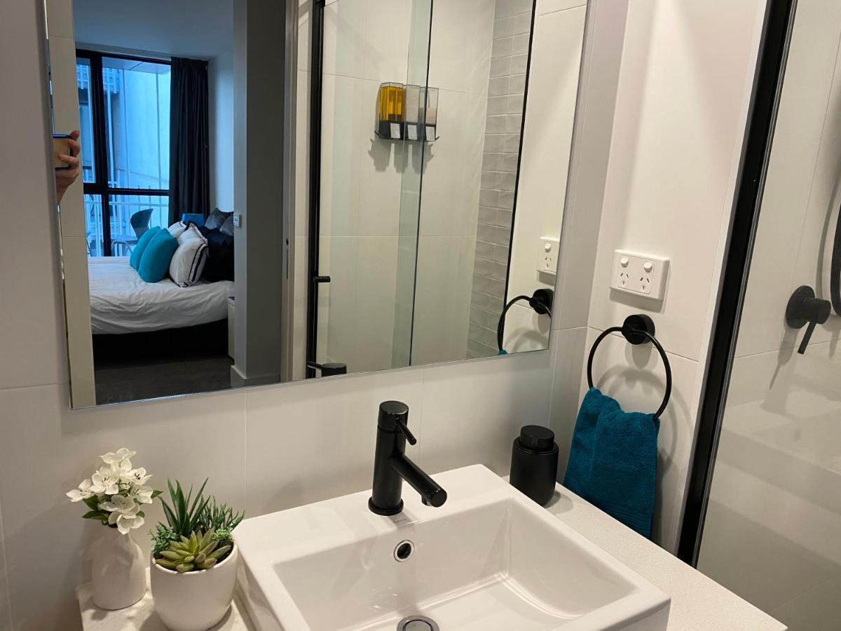 The Gallery Luxe 1 Bedroom Executive Apartment In The Heart Of Braddon Wine Secure Parking Wifi Canberra Buitenkant foto