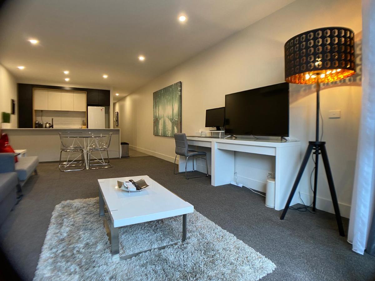 The Gallery Luxe 1 Bedroom Executive Apartment In The Heart Of Braddon Wine Secure Parking Wifi Canberra Buitenkant foto
