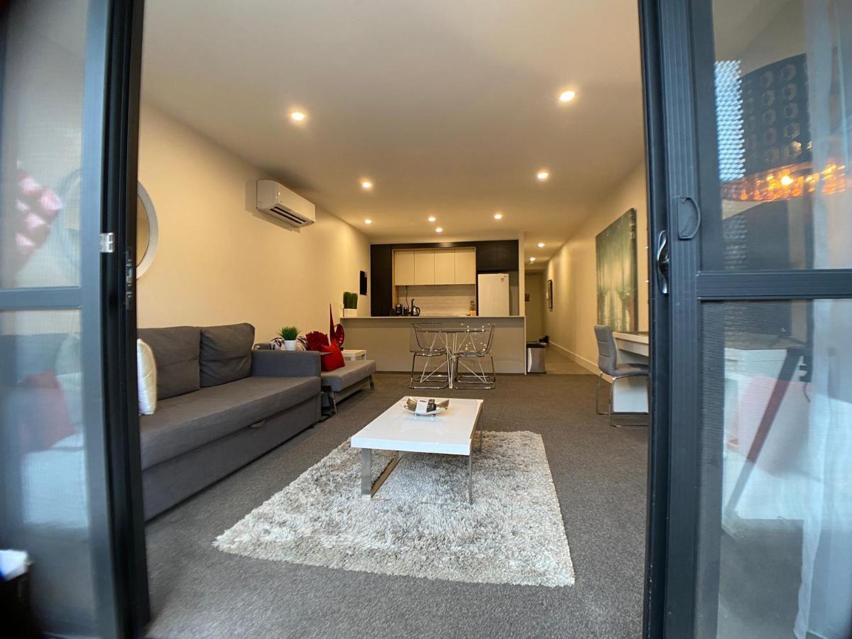 The Gallery Luxe 1 Bedroom Executive Apartment In The Heart Of Braddon Wine Secure Parking Wifi Canberra Buitenkant foto